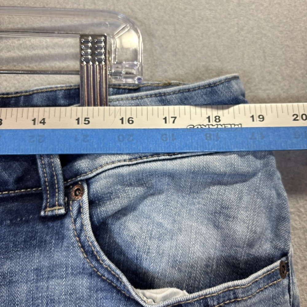Maurices M Jeans Mid Rise Capri 18 Light Wash Blue Stretch Women 18W - Picture 6 of 11